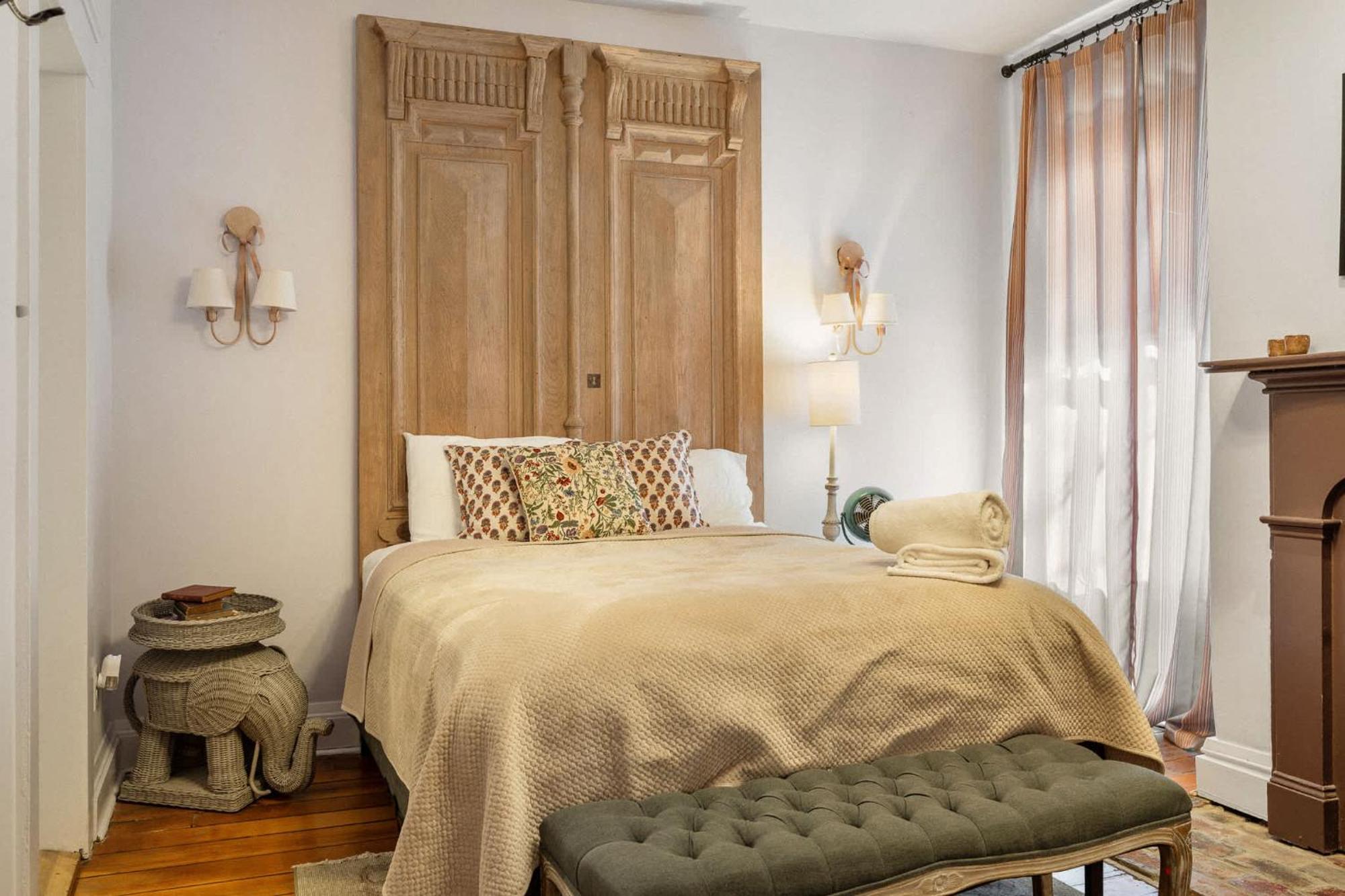 Cozy Corner In Frankfort Hideaway